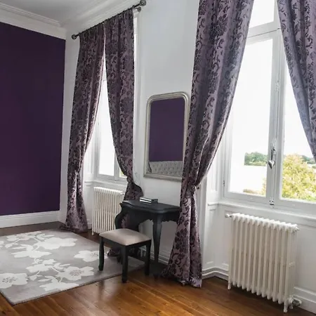 ベッド・アンド・ブレックファスト Chateau De Minargent *