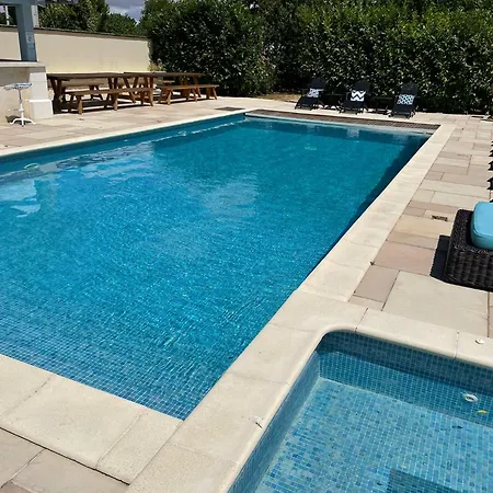 Chateau De Minargent オルネー