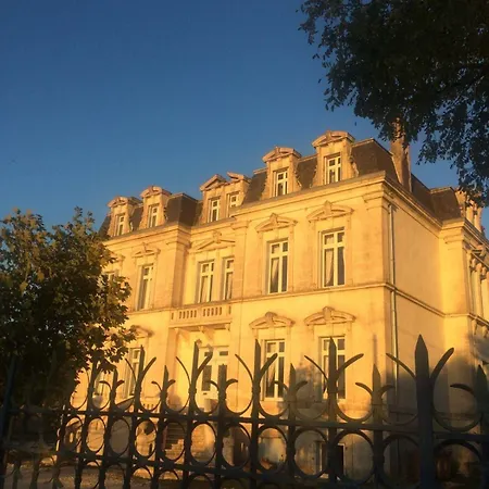 Chateau De Minargent * オルネー